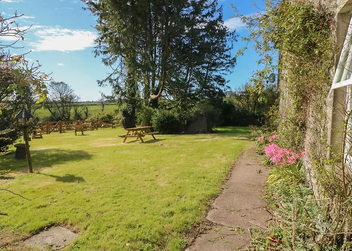 Дом отдыха Ballintlea