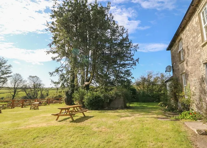 בית נופש Ballintlea דנגרבן